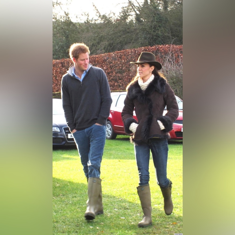Temperley London Cream Honeycomb Jumper ASO Kate Middleton Royal (small) - Picture 9 of 10